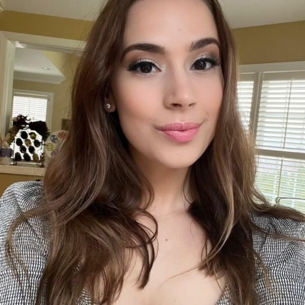 Meet your Posher, Maria